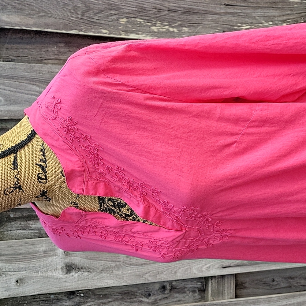 Liz Lange 100% Cotton Embroidered Maternity Top - Picture 15 of 17
